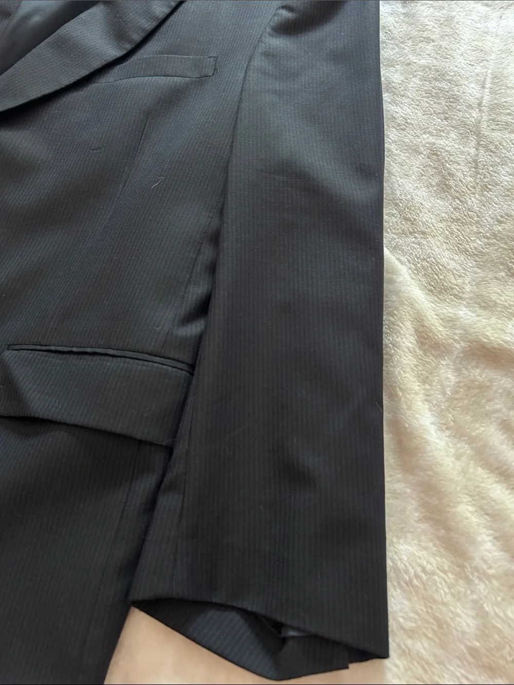 Heart Schaffner Marx Men's Gold Trumpeter Black Pinstripe Wool Blazer, Size 50R